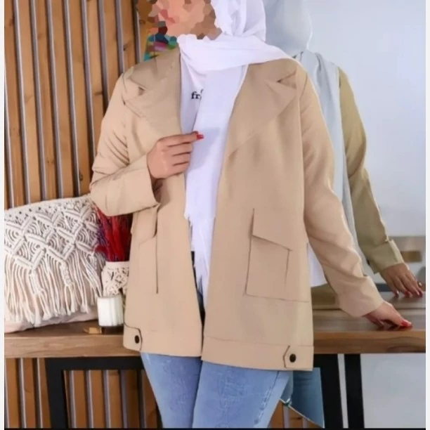مانتوکتی زنانه دررنگبندی خاص