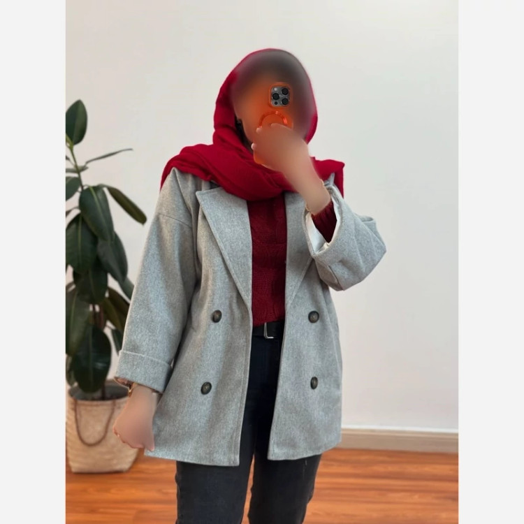 کت زمستانه زنانه همراه با پارچه فوتر